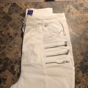 NY&Co white jeans